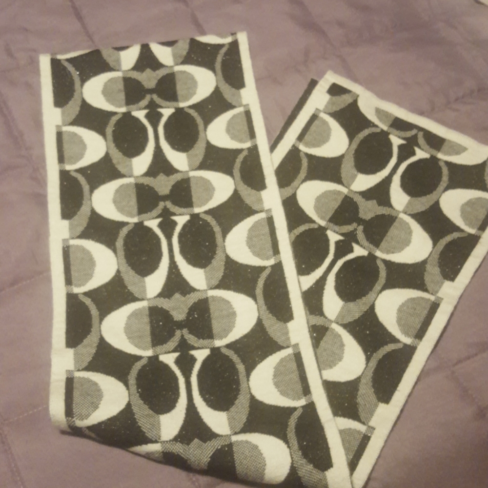 Authentic coach scarf
